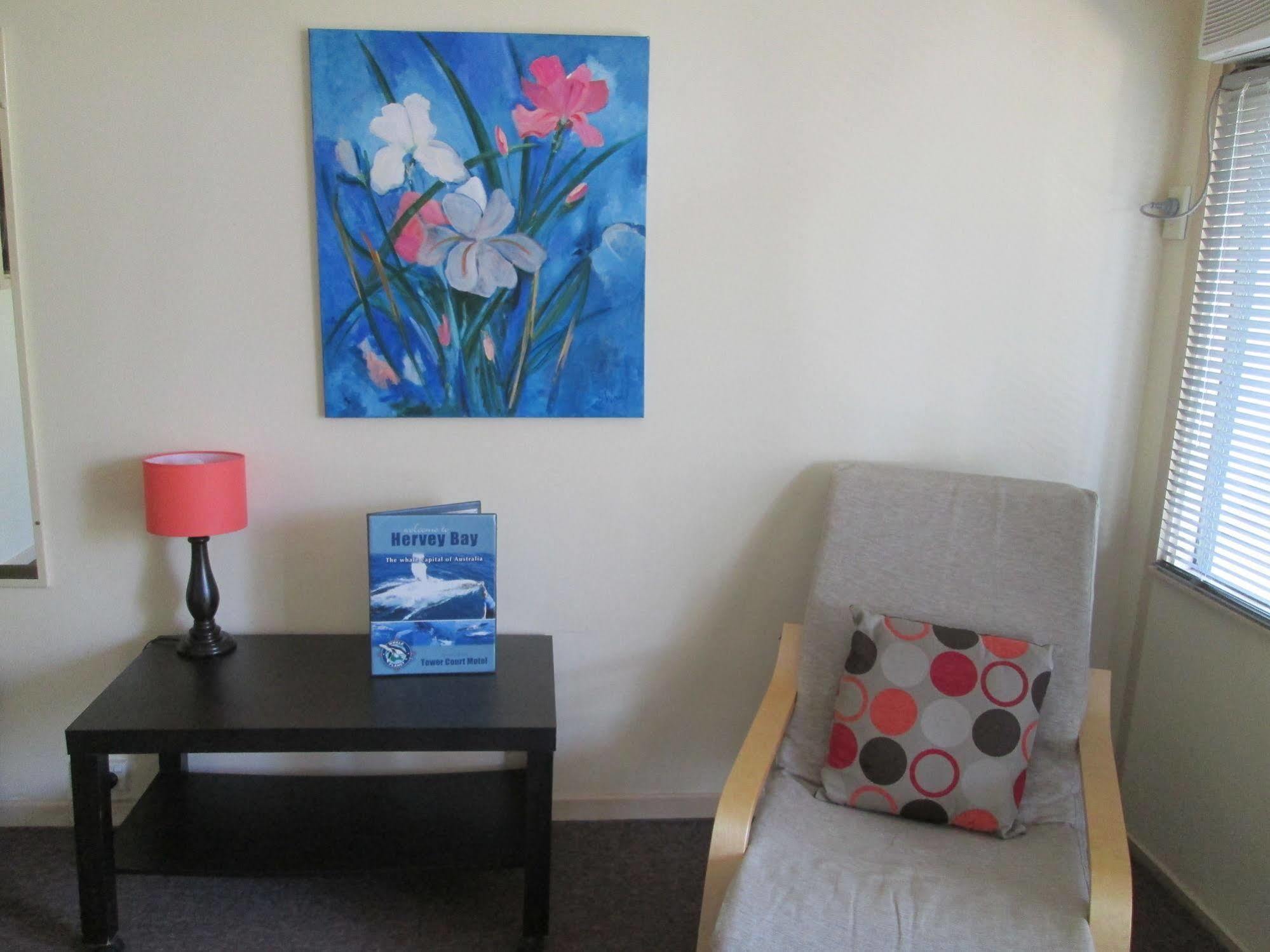 Tower Court Motel - Adults Only Haven Херви Бей Екстериор снимка